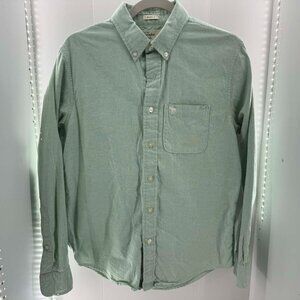 Abercrombie button-down Modern Classic Long sleeve button down Size S M130